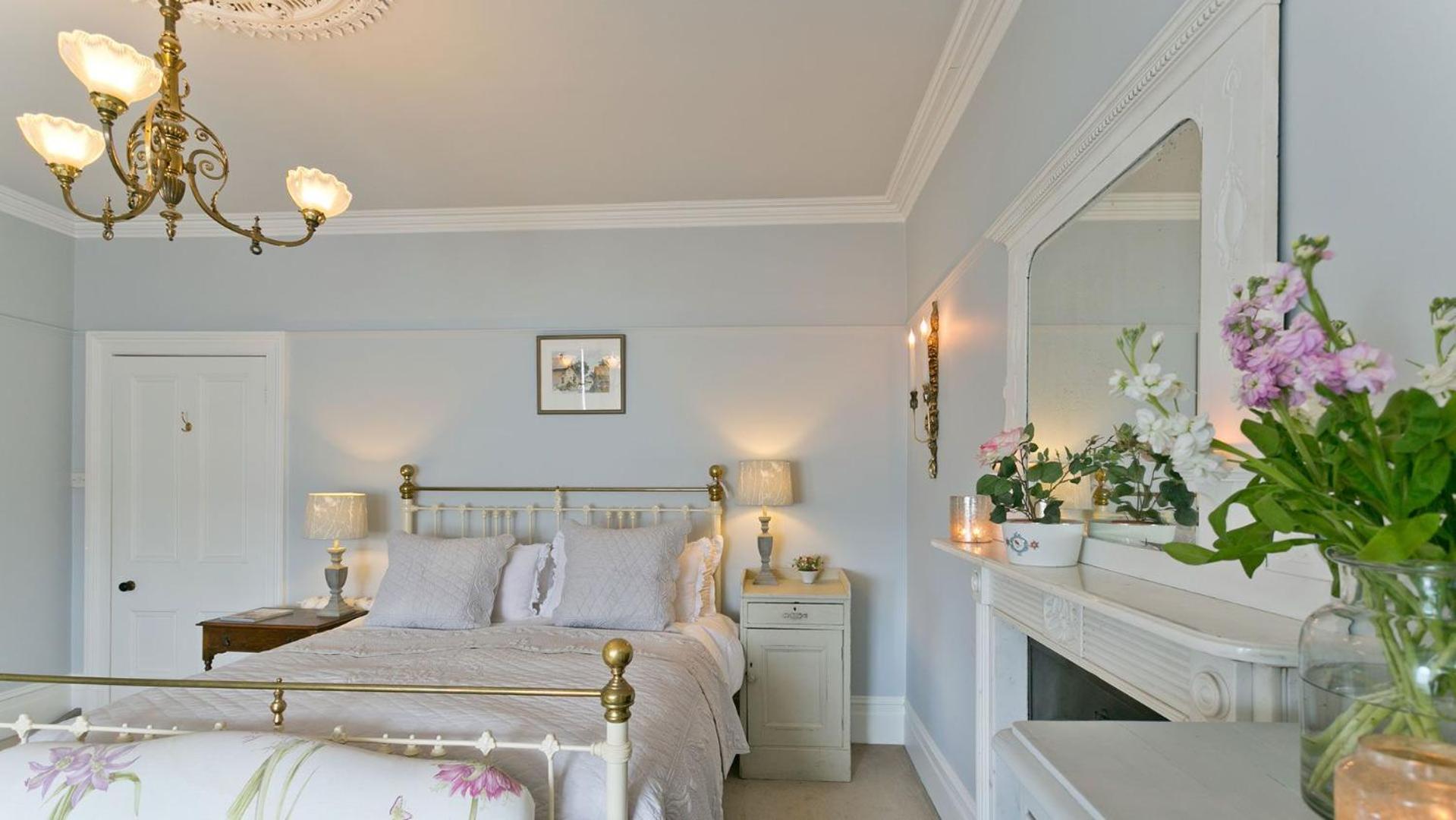Bay House Villa Бiuмарис Екстериор снимка